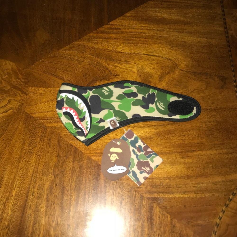 Bape Green camo mask NWT